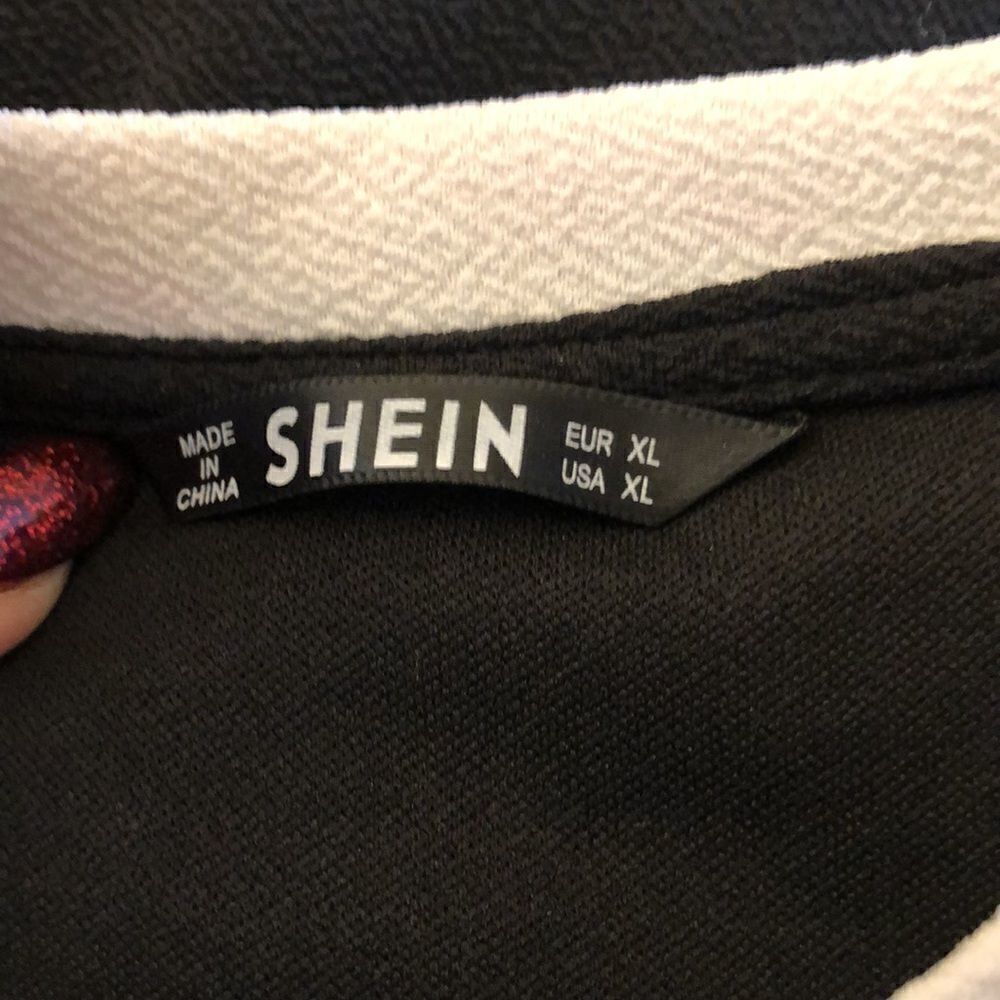 Shein block pattern long sleeve top - Picture 3 of 5